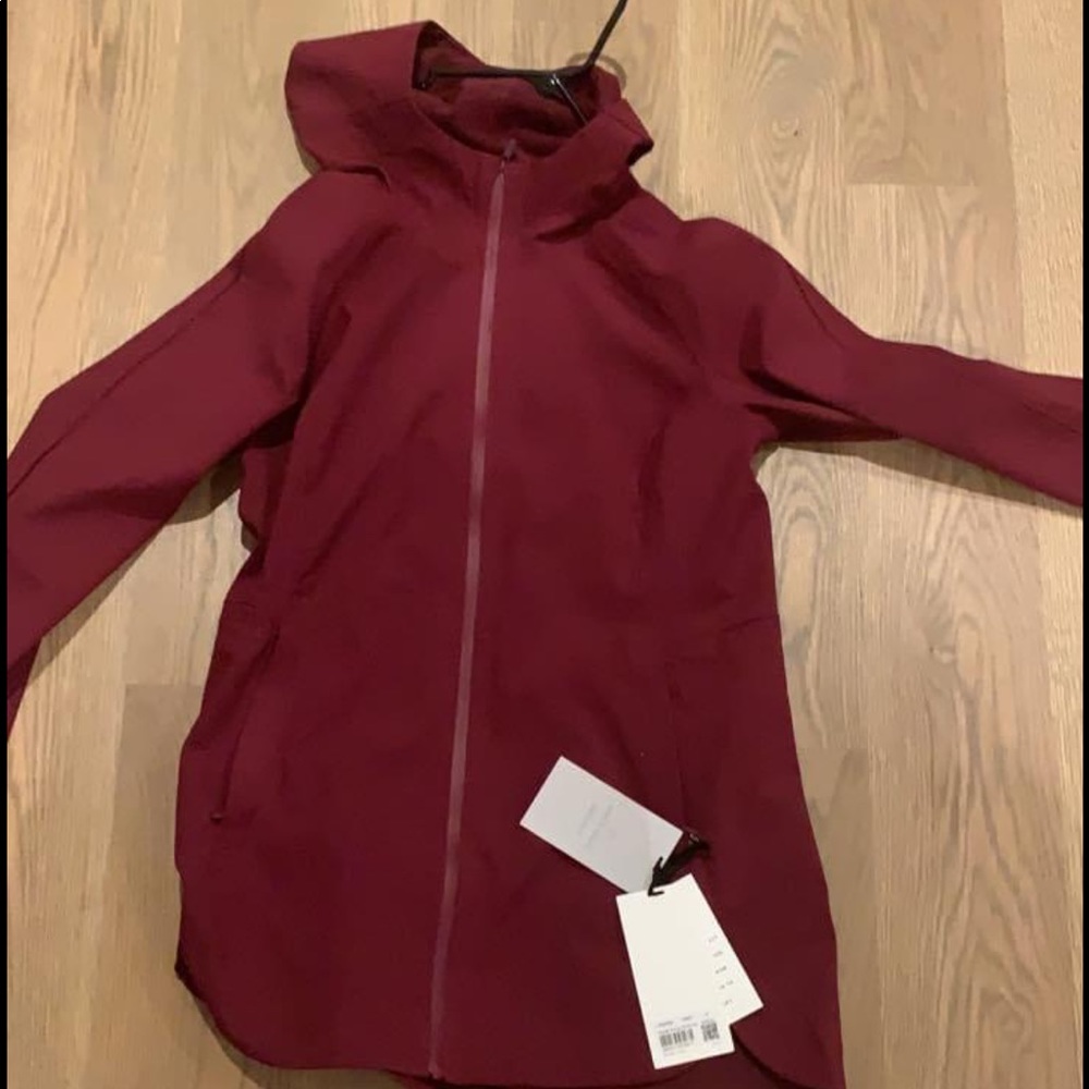 Lululemon rain jacket